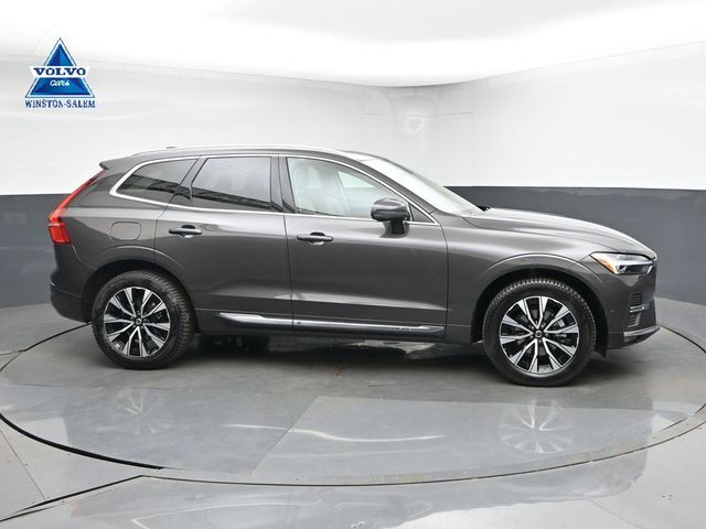 2023 VOLVO XC60