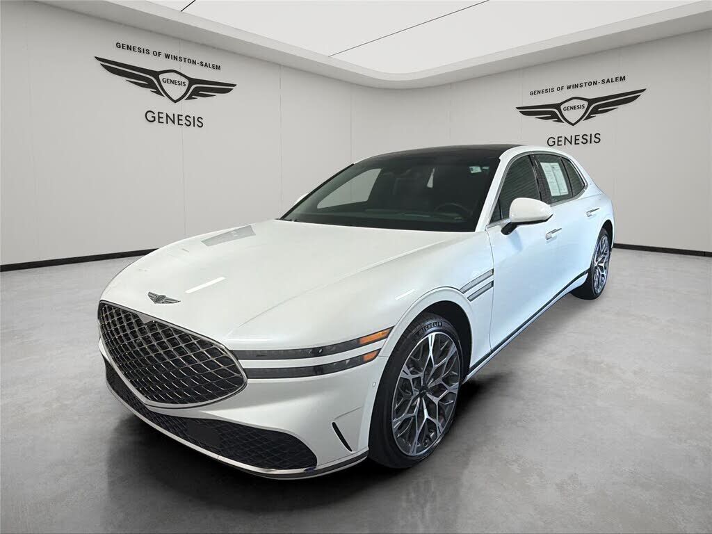 2025 GENESIS G90