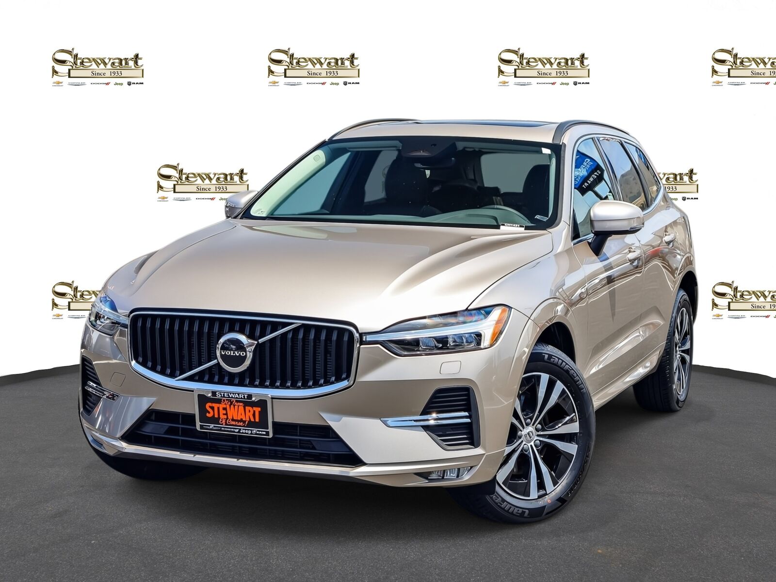 2023 VOLVO XC60