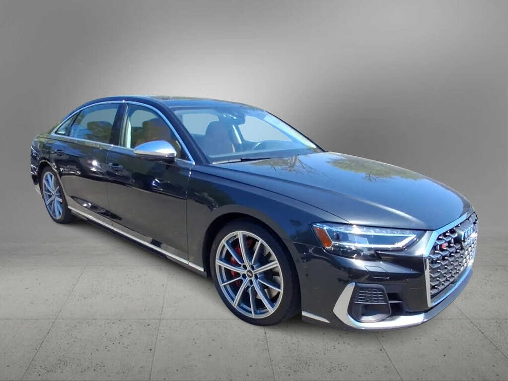 2023 Audi S8