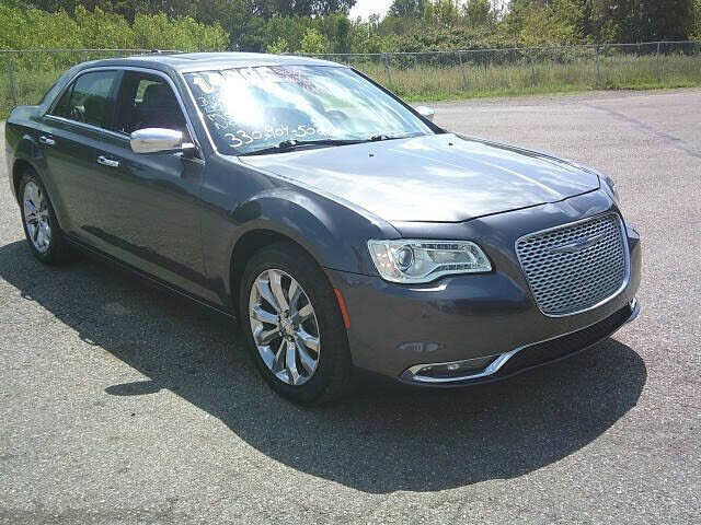2019 CHRYSLER 300