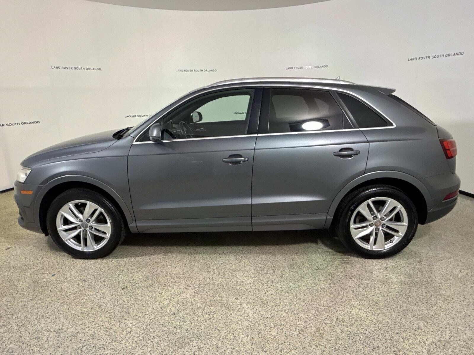 2016 Audi Q3