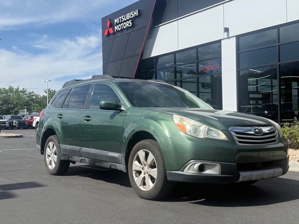 2010 SUBARU Outback