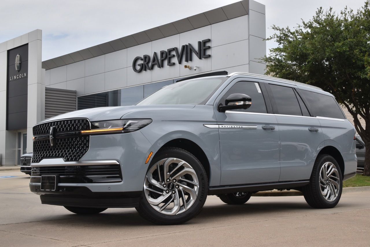 2026 LINCOLN Navigator