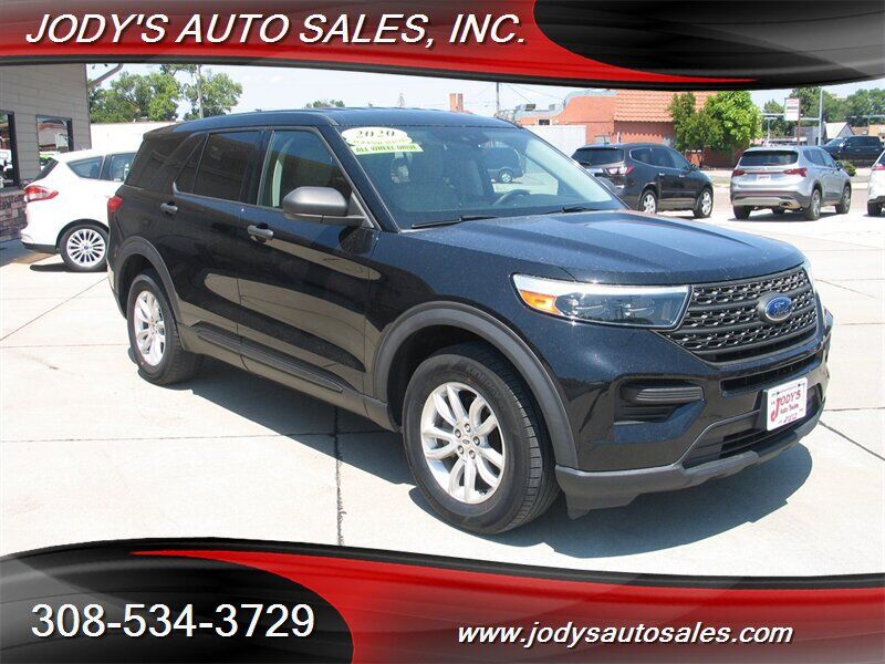 2020 FORD Explorer