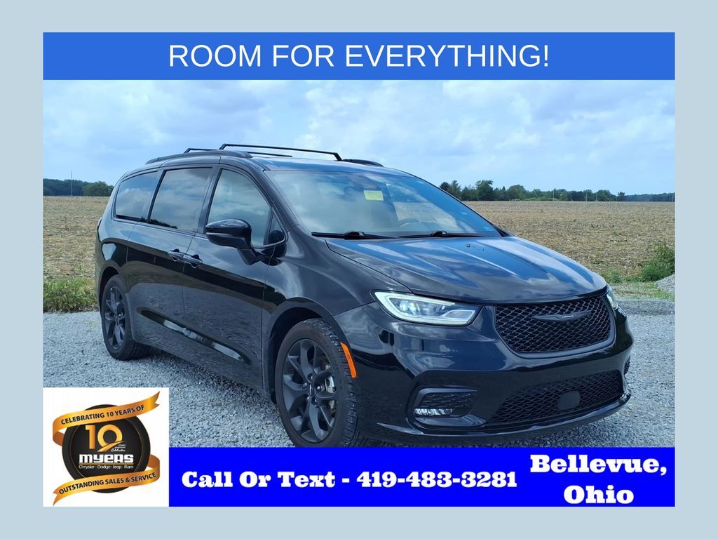 2025 CHRYSLER Pacifica