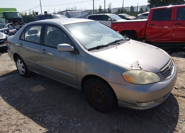 2004 TOYOTA Corolla