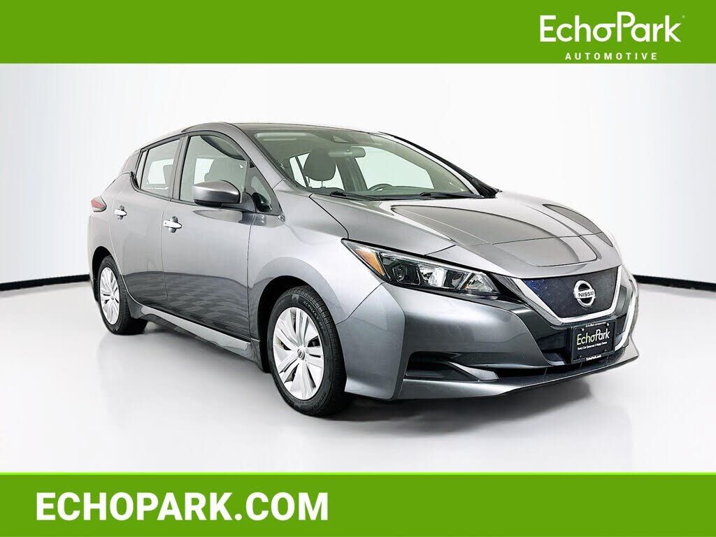2022 NISSAN Leaf