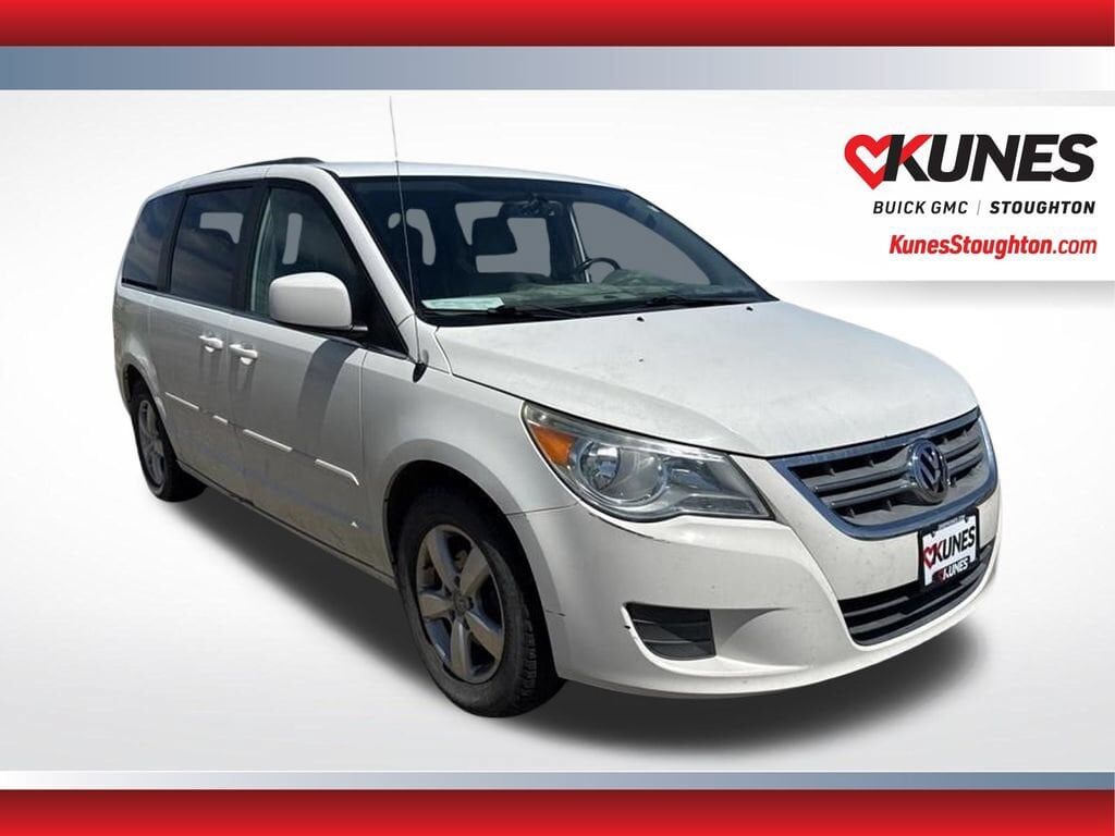 2011 VOLKSWAGEN Routan