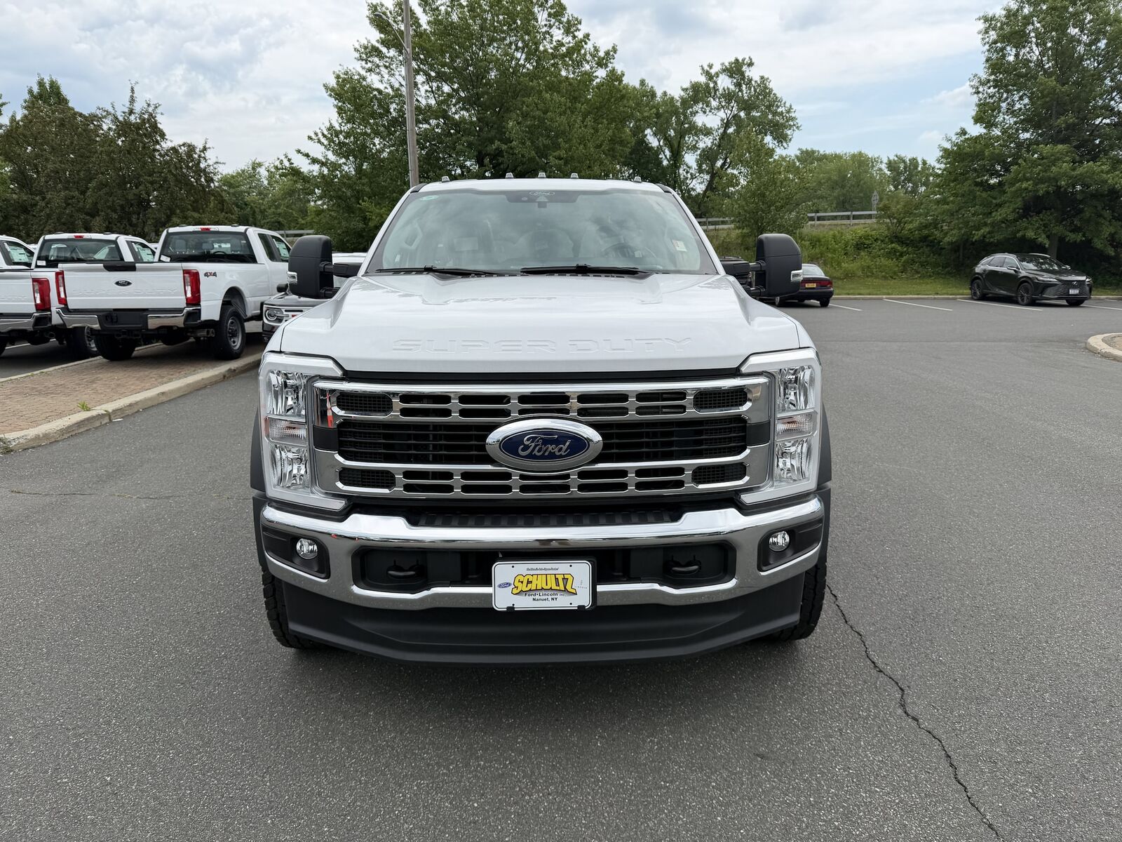 2024 FORD F-600