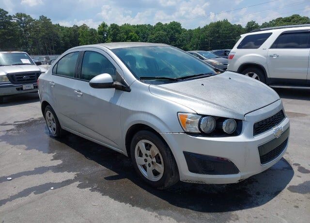 2016 CHEVROLET Sonic