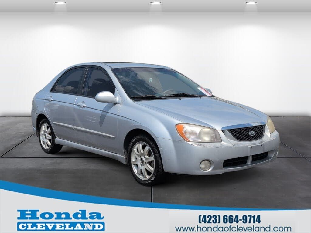 2005 KIA Spectra LD