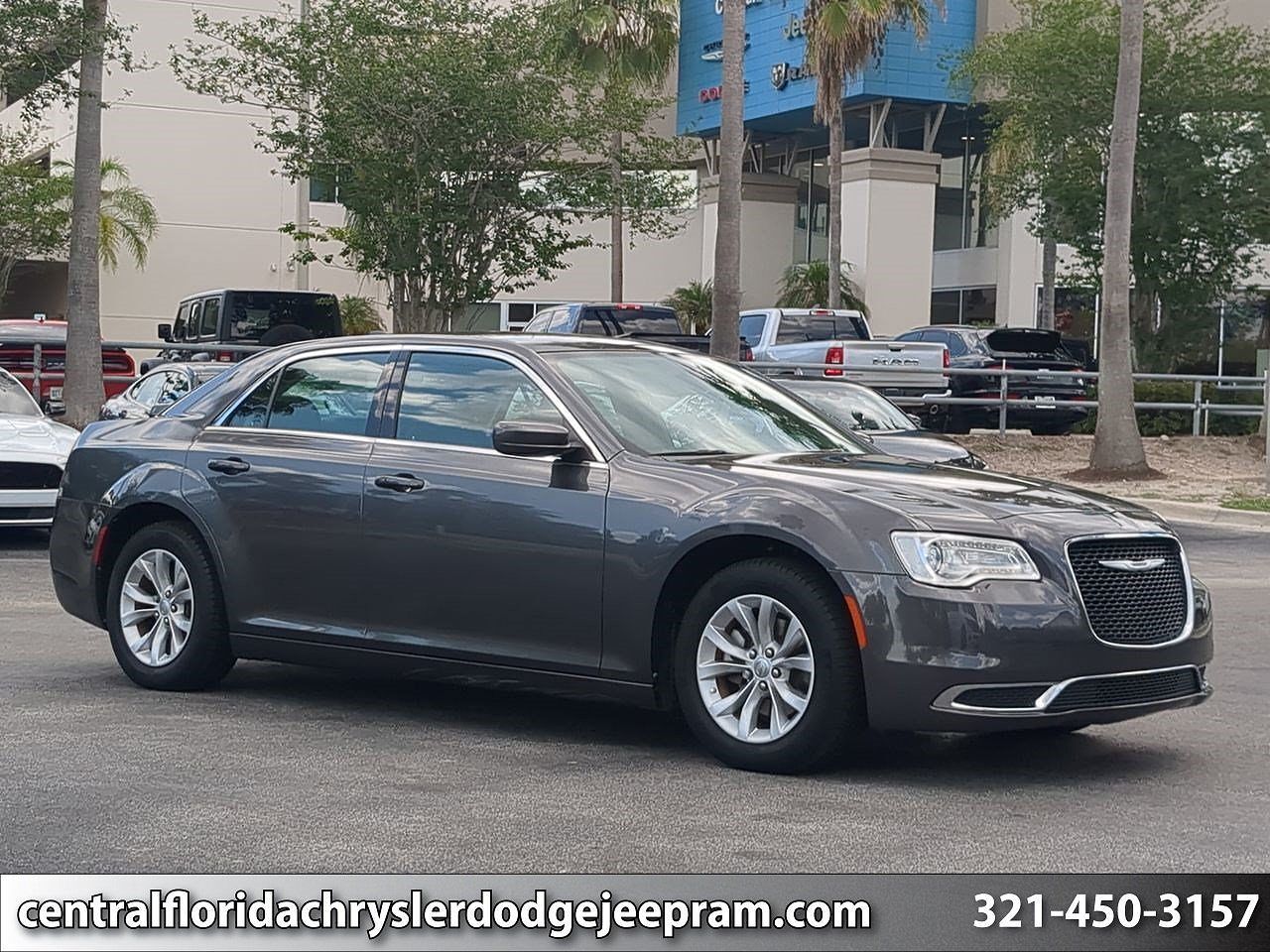 2022 CHRYSLER 300