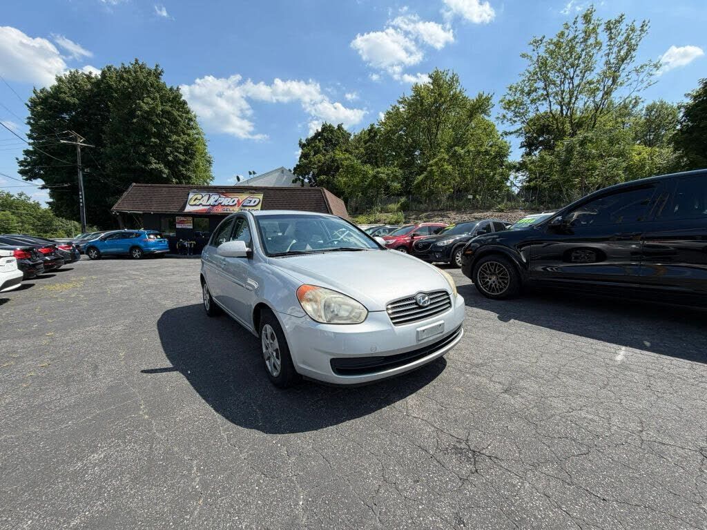 2008 HYUNDAI Accent