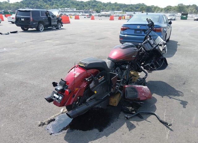 2026 INDIAN MOTORCYCLE Challenger