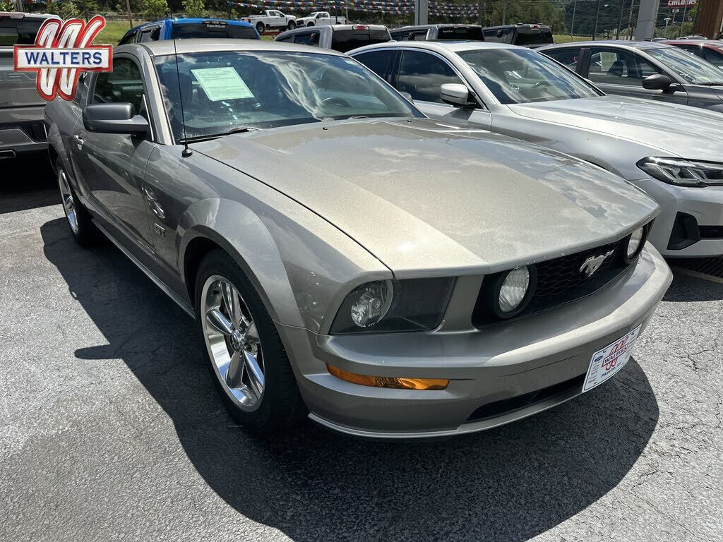 2008 FORD Mustang