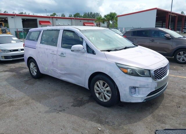 2015 KIA Sedona