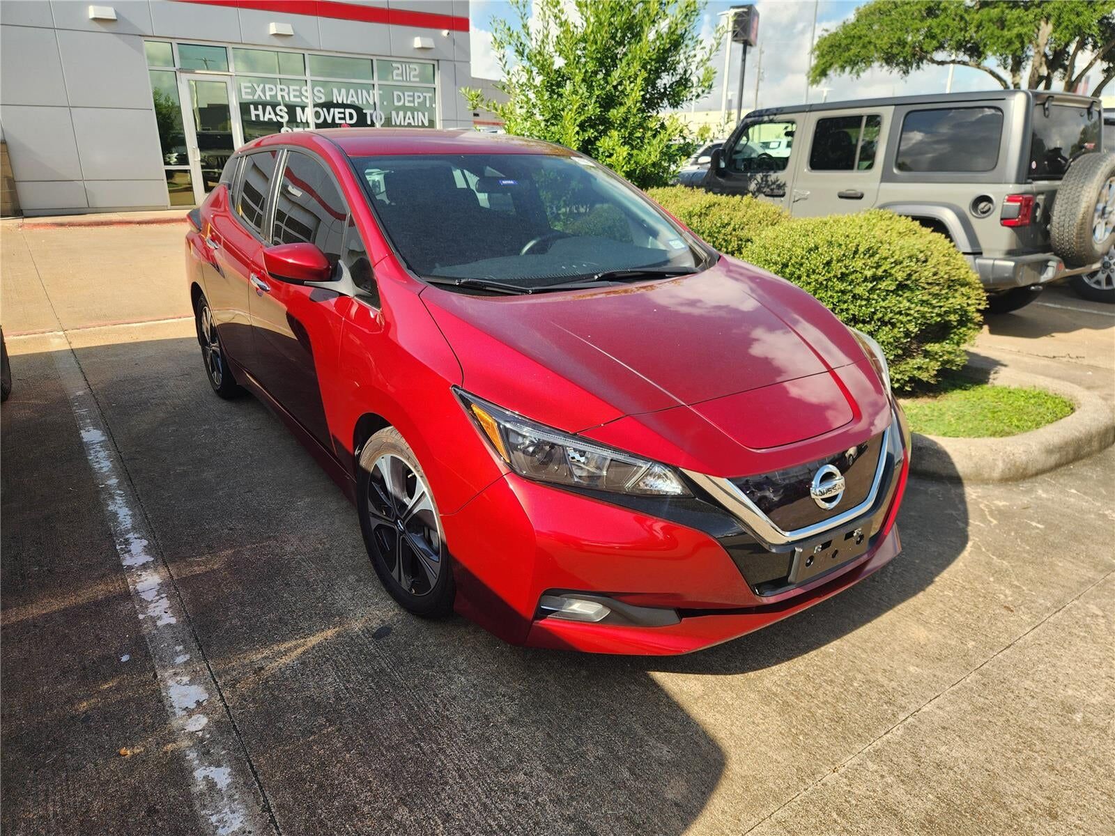 2022 NISSAN Leaf