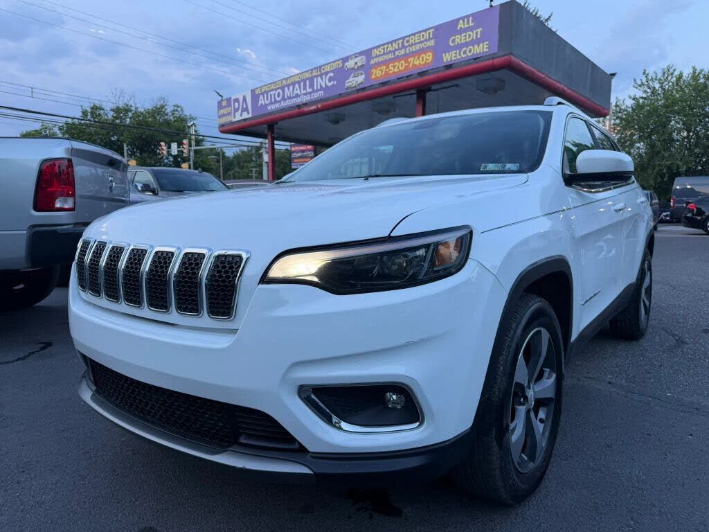 2019 JEEP Cherokee