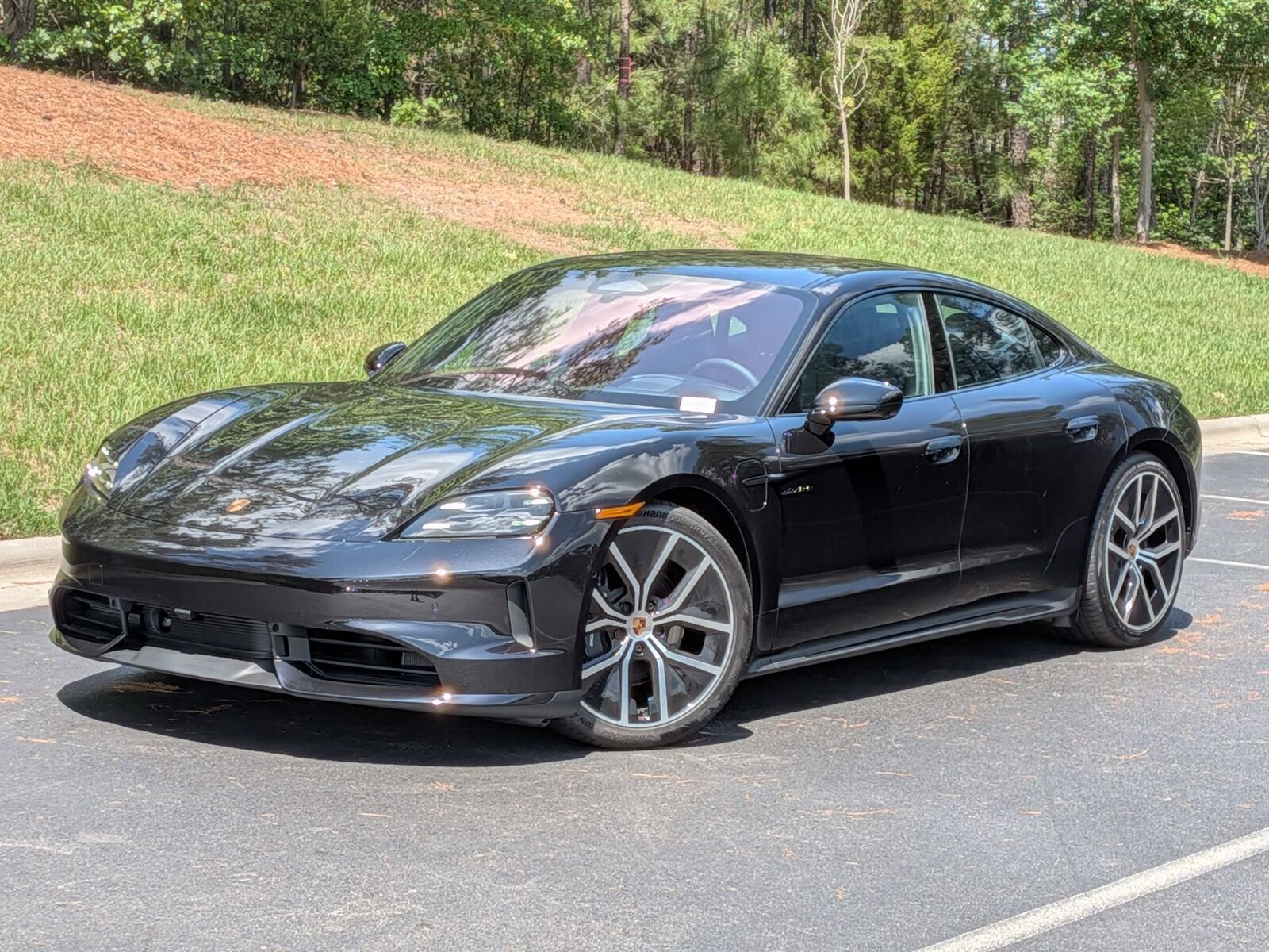 2026 PORSCHE Taycan
