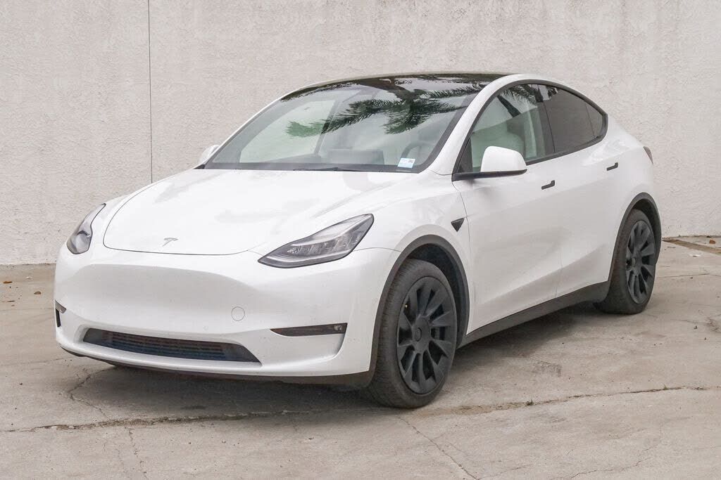 2021 TESLA Model Y