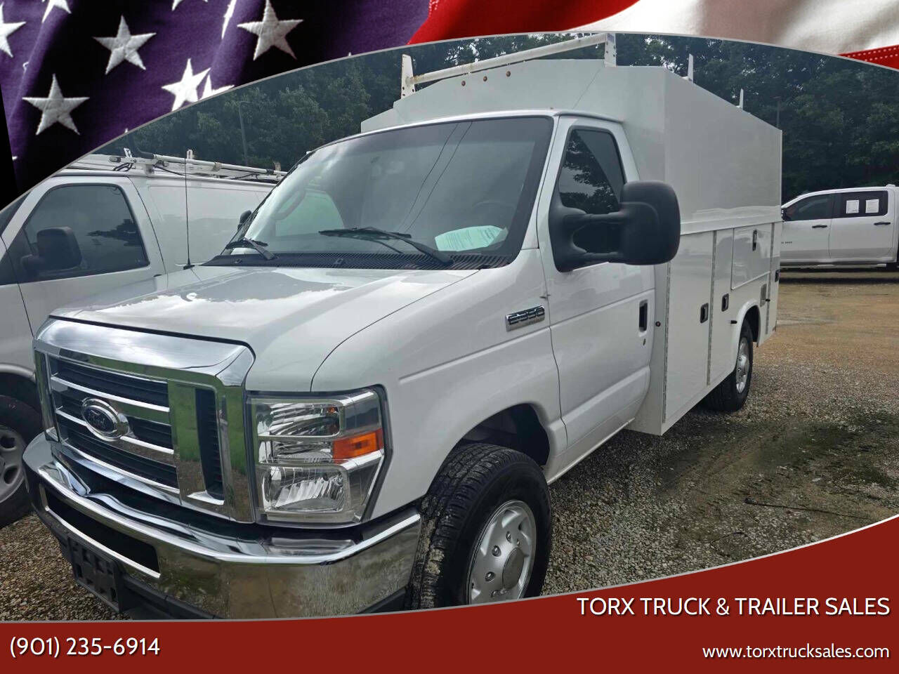 2022 FORD E-350