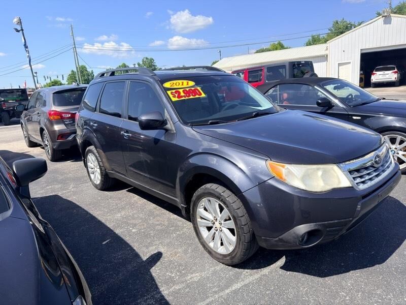 2011 SUBARU Forester