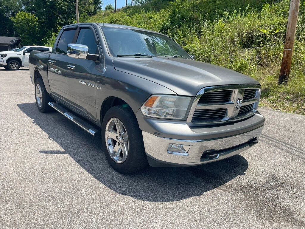 2011 DODGE Ram