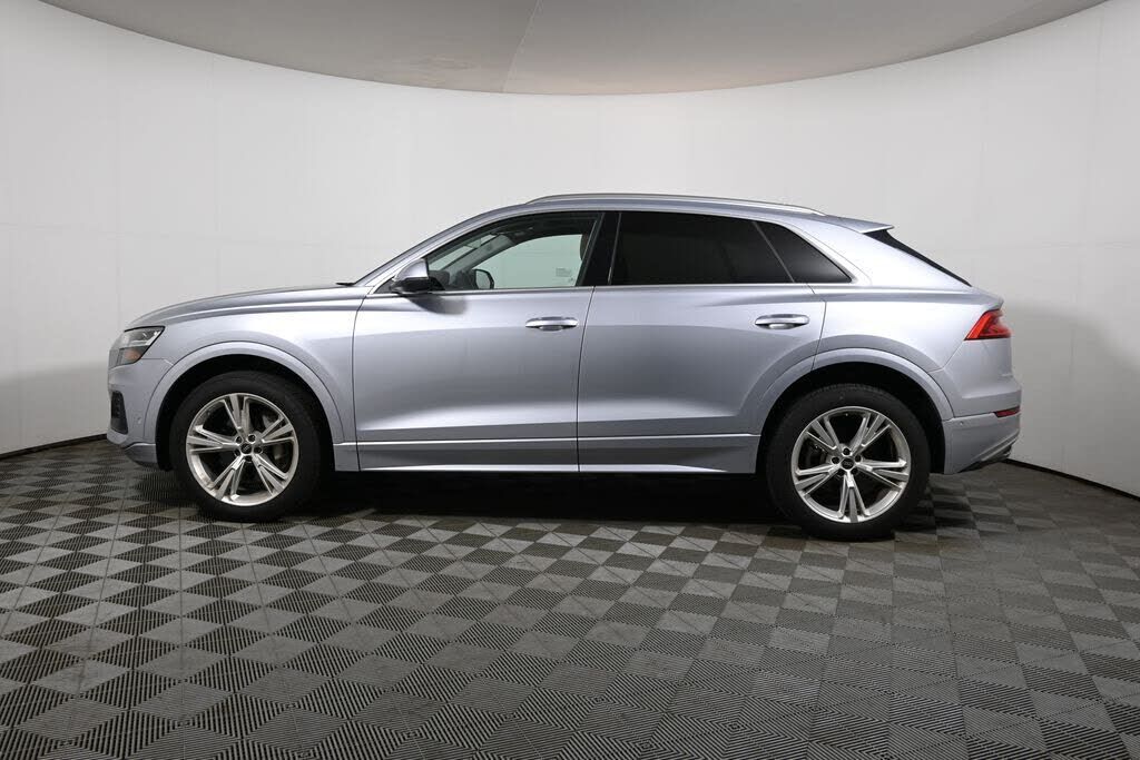 2022 Audi Q8