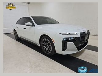 2025 BMW i7