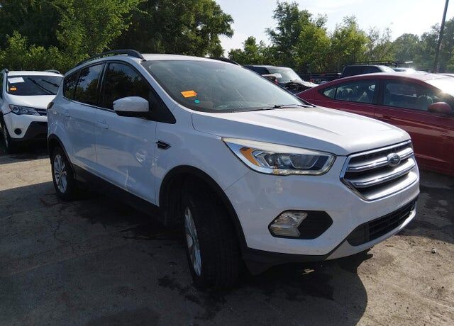 2017 FORD Escape