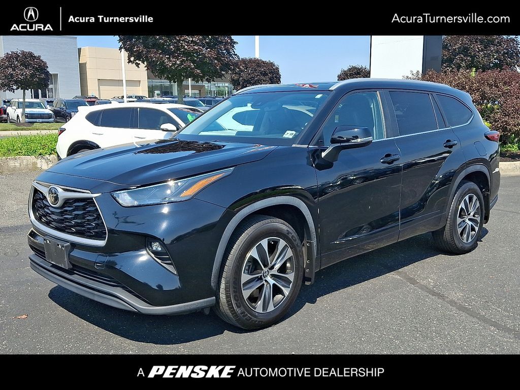 2023 TOYOTA Highlander