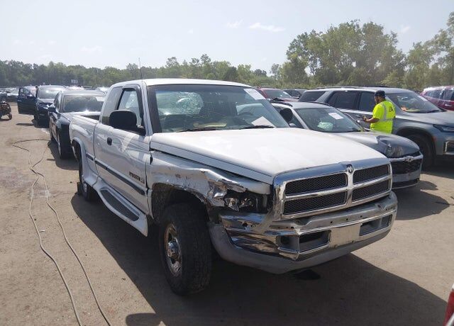 1999 DODGE Ram