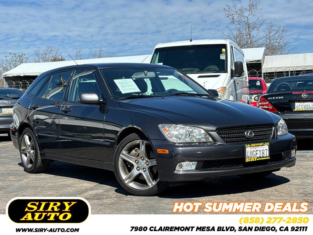 2002 LEXUS IS