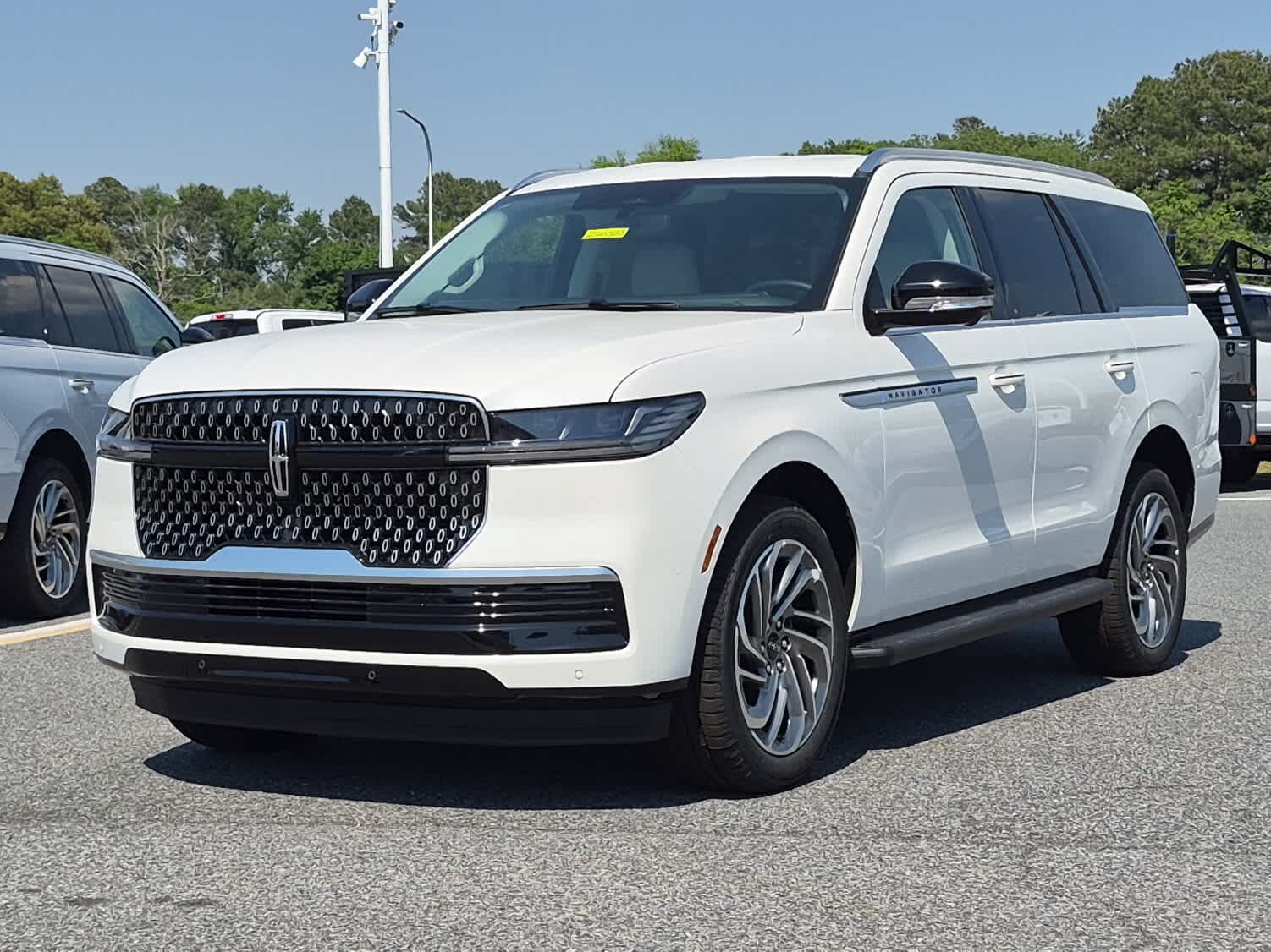 2026 LINCOLN Navigator