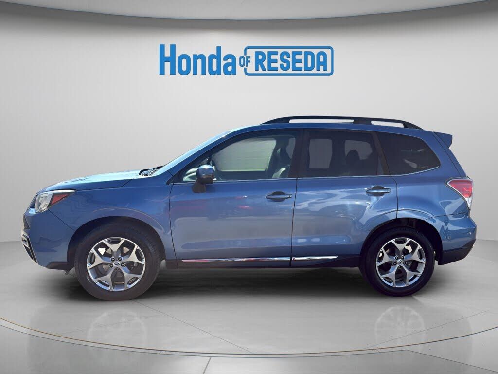 2018 SUBARU Forester