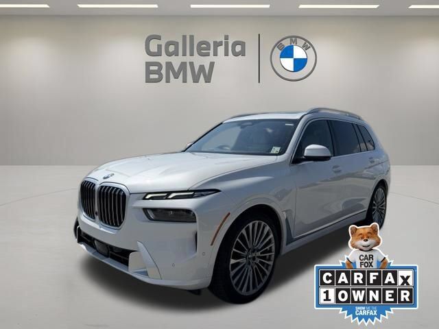 2023 BMW X7