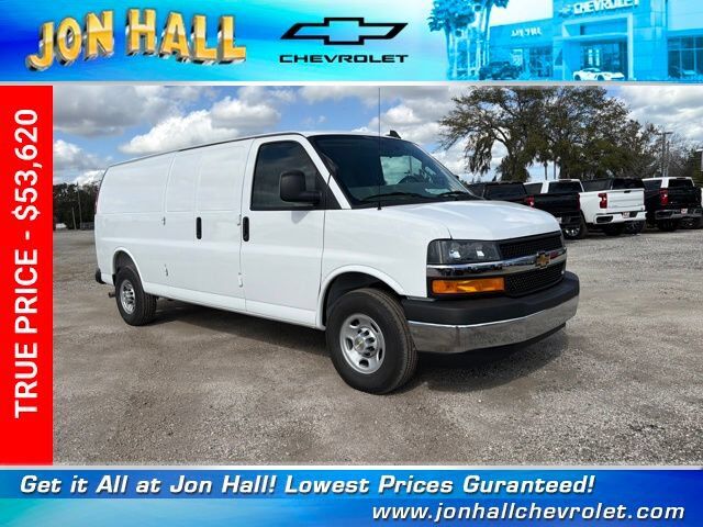 2026 CHEVROLET Express