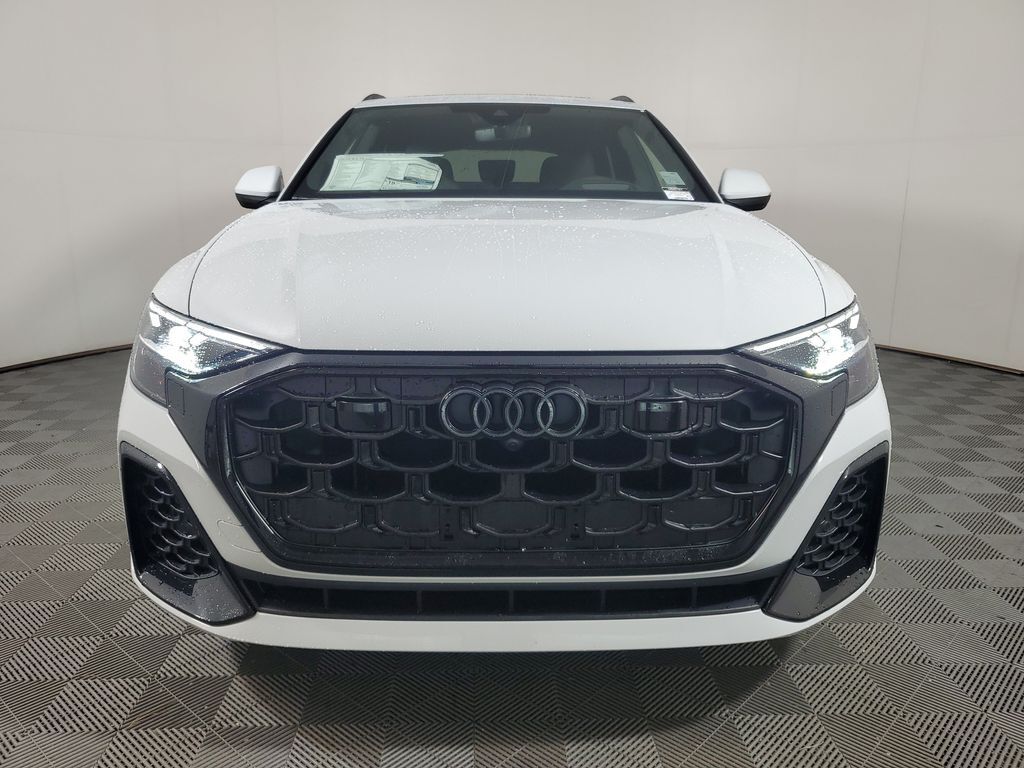 2026 Audi Q8