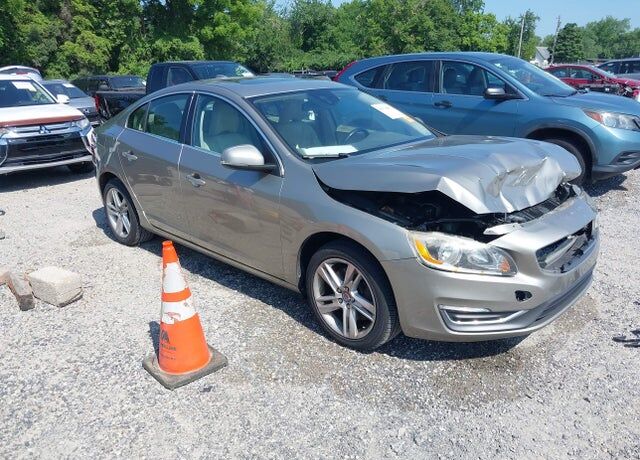 2014 VOLVO S60