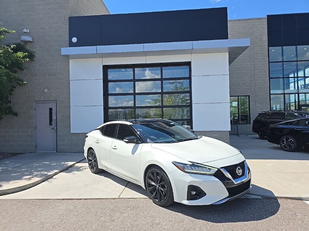 2019 NISSAN Maxima
