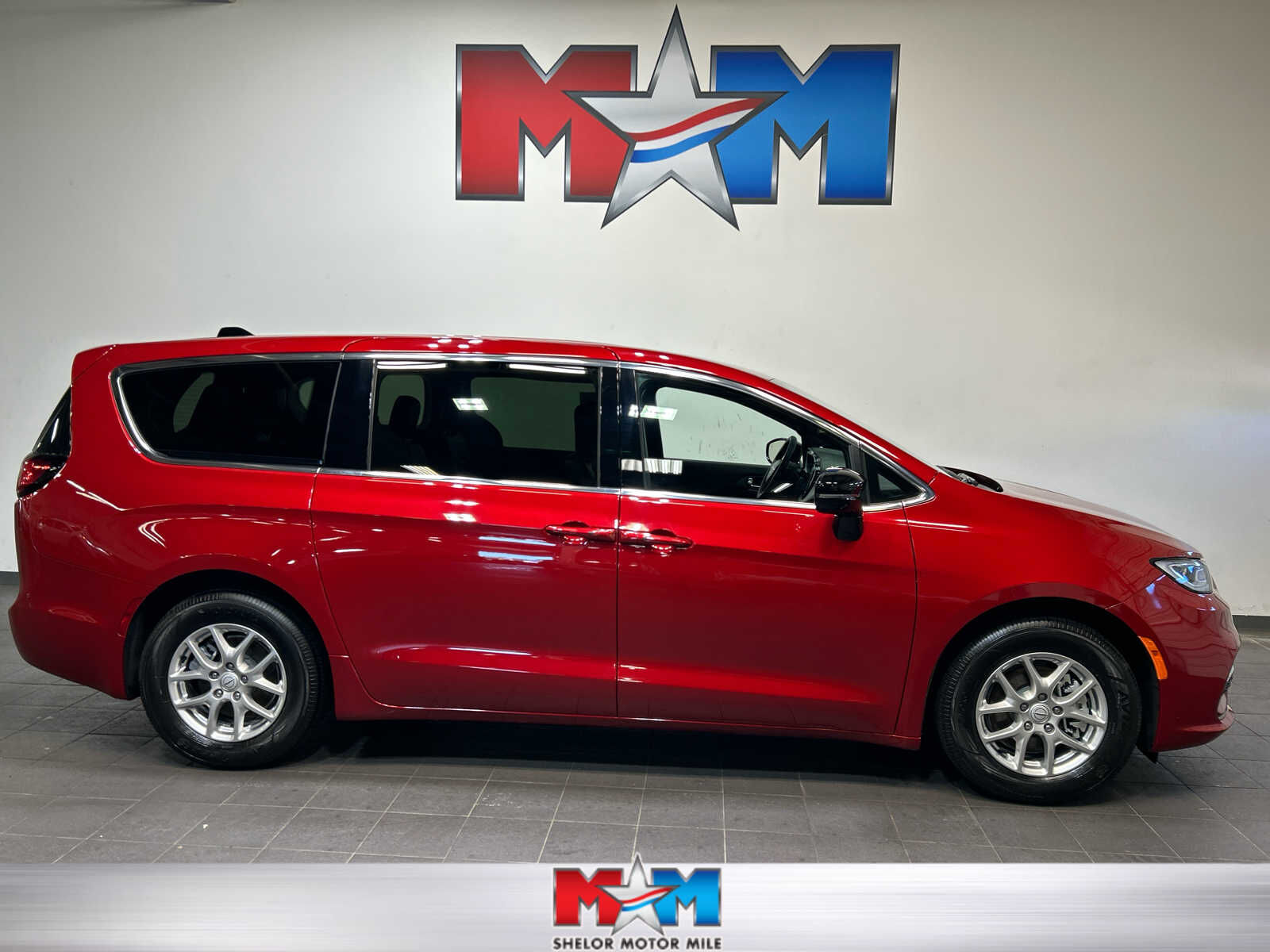 2025 CHRYSLER Pacifica