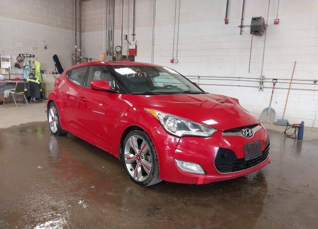 2013 HYUNDAI Veloster