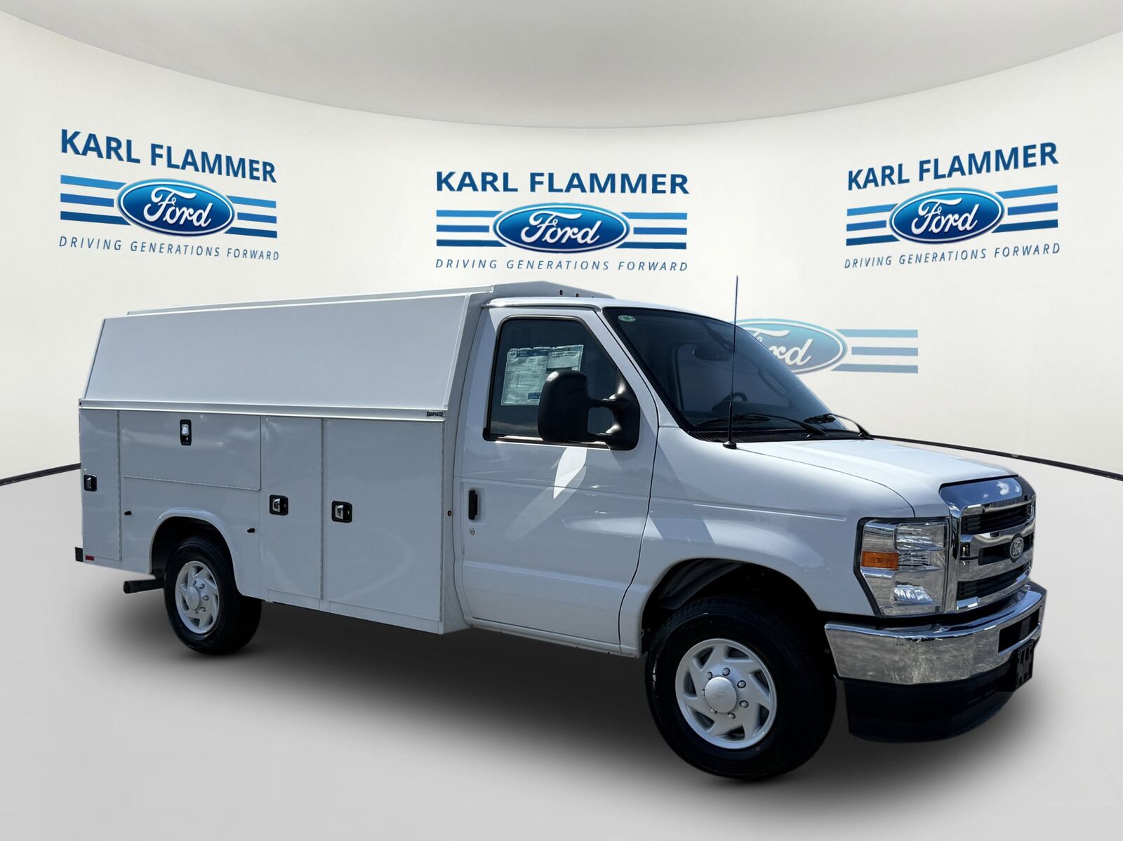 2026 FORD E-350