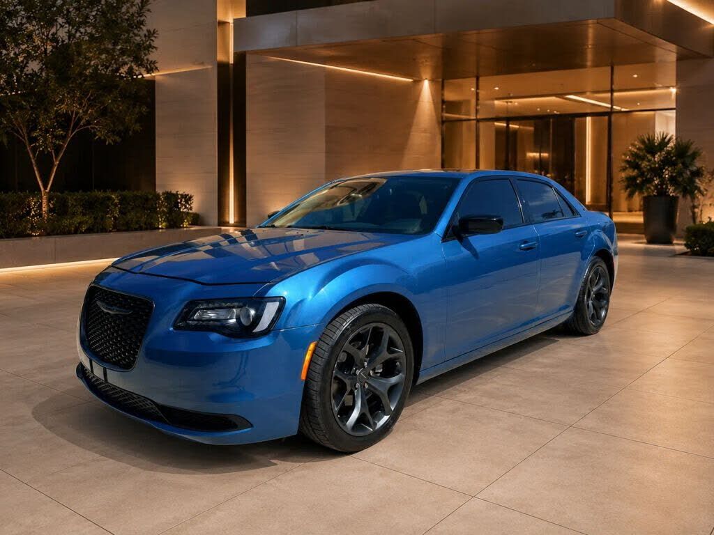 2022 CHRYSLER 300
