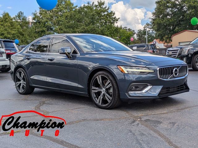 2021 VOLVO S60