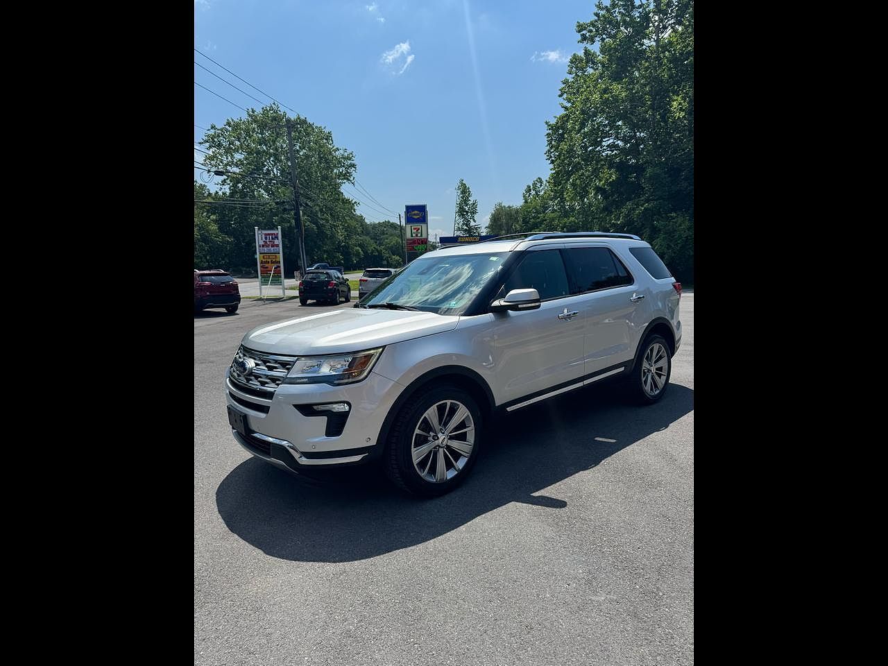 2018 FORD Explorer