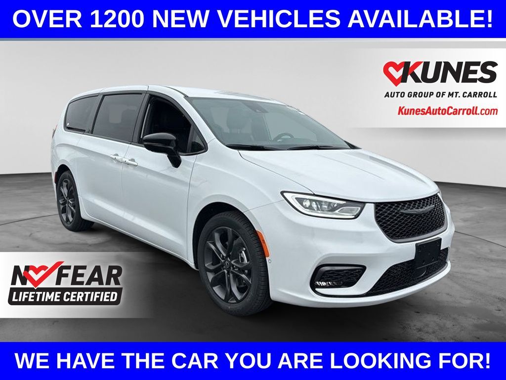 2026 CHRYSLER Pacifica