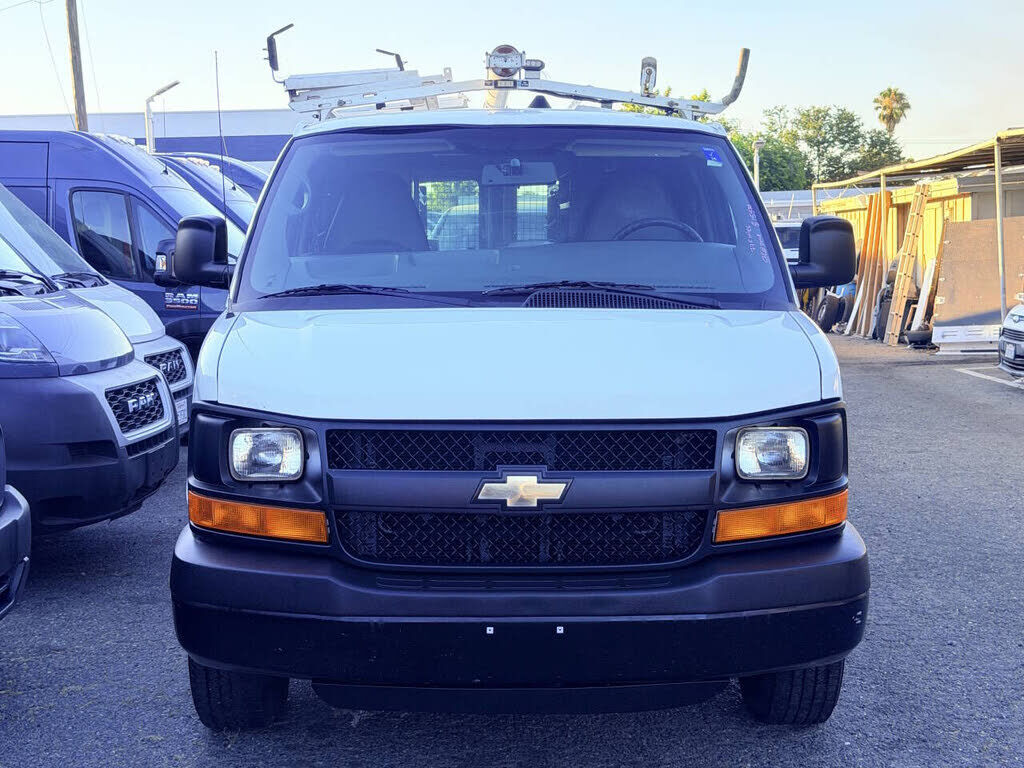 2013 CHEVROLET Express