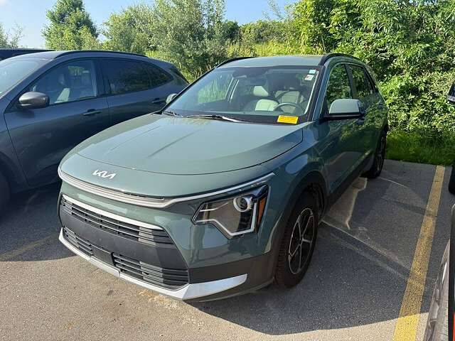 2023 KIA Niro